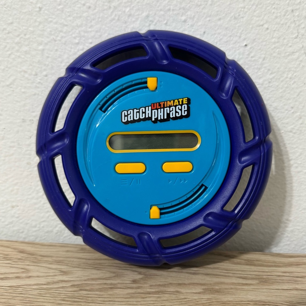 Hasbro Ultimate Electronic Catch Phrase Handheld Group Game‎ Tested and Working